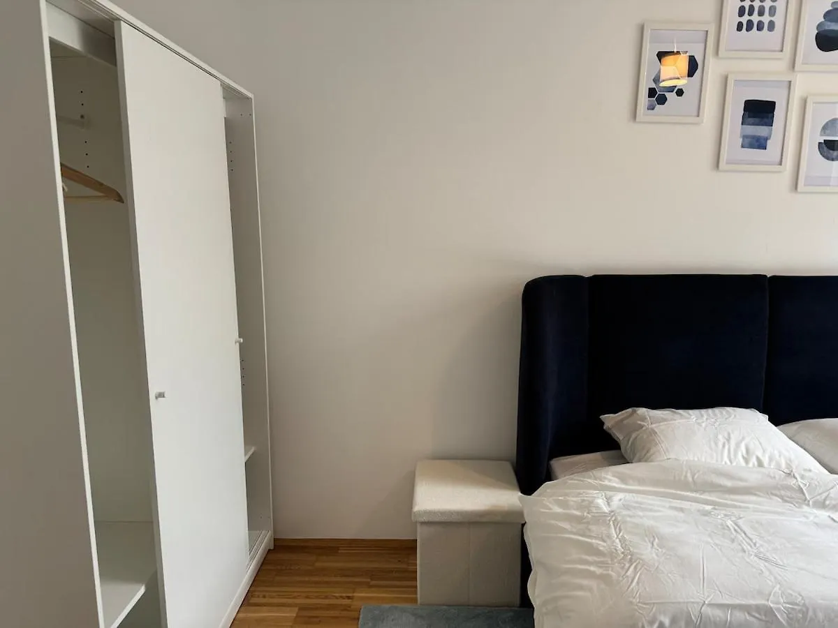 2Br, Balcony, Central, Danube, U6 & S-Bahn - Axara Housing Brn 22 ウィーン 0*,  オーストリア