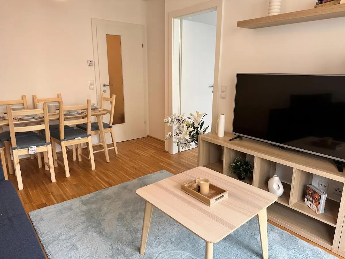 2Br, Balcony, Central, Danube, U6 & S-Bahn - Axara Housing Brn 22 Vienna Austria