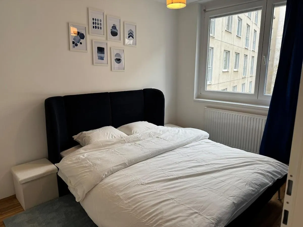 2Br, Balcony, Central, Danube, U6 & S-Bahn - Axara Housing Brn 22 Vienna
