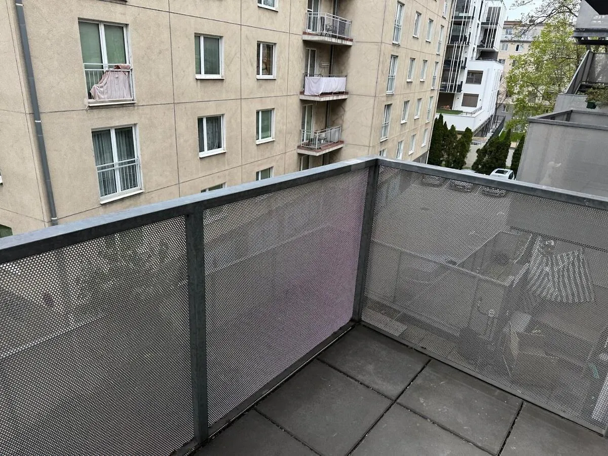 2Br, Balcony, Central, Danube, U6 & S-Bahn - Axara Housing Brn 22 Vienna Austria